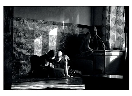 Catalogo Santina Pompeo Fuori Palazzo 2023 Bassano Del Grappa - Bassano Fotografia
