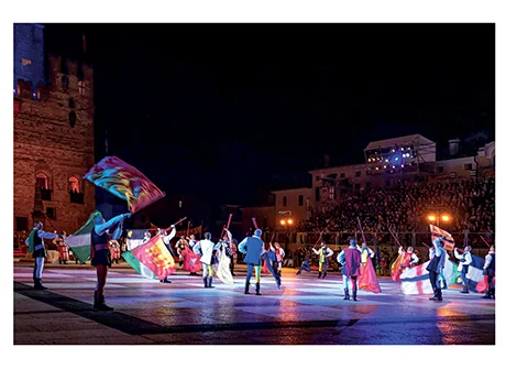 Catalogo Cristina Sartorello Fuori Palazzo 2023 Bassano Del Grappa - Bassano Fotografia